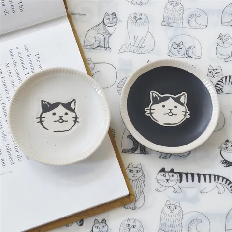 Japanese Style Hand Painted Ceramic Cat Saucer Cute Animal Mini Plate For Sauce Dipping Jewelry Storage Tray Tableware Gift