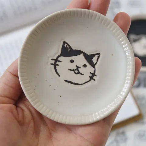 Japanese Style Hand Painted Ceramic Cat Saucer Cute Animal Mini Plate For Sauce Dipping Jewelry Storage Tray Tableware Gift
