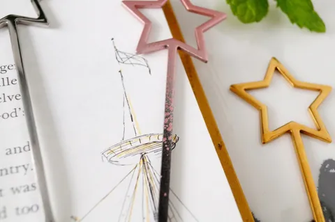 304 Edelstahl Kaffeelöffel Sternform Hohl Langer Griff Kreativer Dessertlöffel Für Haus Cafe Deko