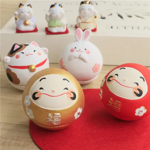 Japanese Hand Painted Ceramic Lucky Cat Rabbit Dharma Tumbler Ornament For Desk Decor Blessing Gift Home Office Decoration