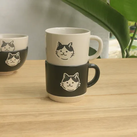 Japanese Style Cartoon Cat Ceramic Mug Matte Black White Coffee Cup With Vertical Stripes Microwave Oven Dishwasher Safe