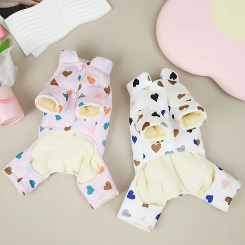 Bunte Herzen Muster Haustier Jumpsuit Vier Beine Gesteppte Baumwollmantel Warme Polarfleece Futter Winter Hund Katze Kleidung