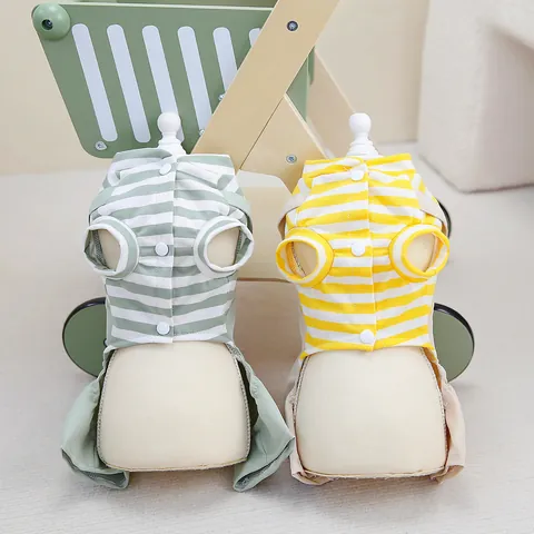 Gestreepte Huisdier Jumpsuit Hondenoveralls Met 3D Wortel Decoratie Zachte Polyester Kat Puppy Kleding Casual Bodysuit