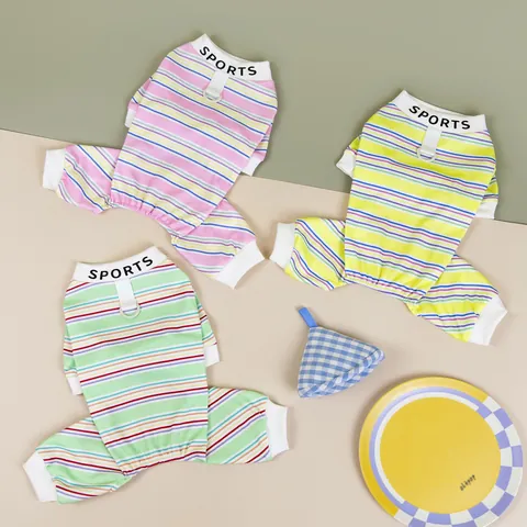 Gestreifter Vierbeiniger Haustier Overall Pyjama Für Hunde Katzen Atmungsaktiv Polyester Baumwolle Sport Jumpsuit Mit Leinenring