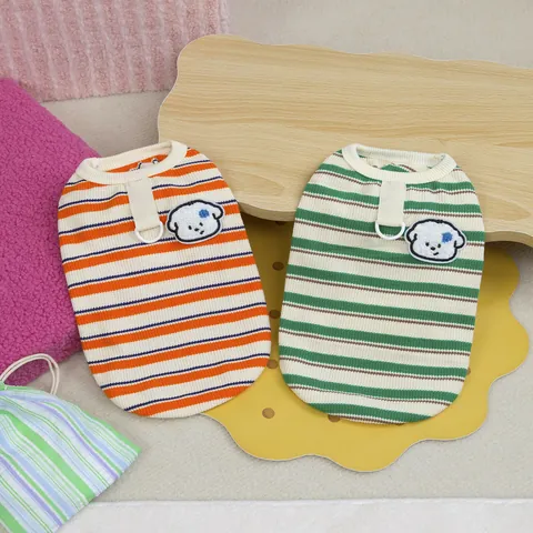 Lässige Gestreifte Haustier Weste Baumwollmischung Hundekleidung Mit D-Ring Cartoon Welpen Patch Atmungsaktives Katzen Shirt