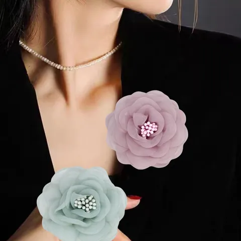 Spilla a Forma di Camelia 3D Fatta a Mano Per Donna Elegante Tessuto Organza Floreale Accessorio Per Abiti Cappotti Vestiti
