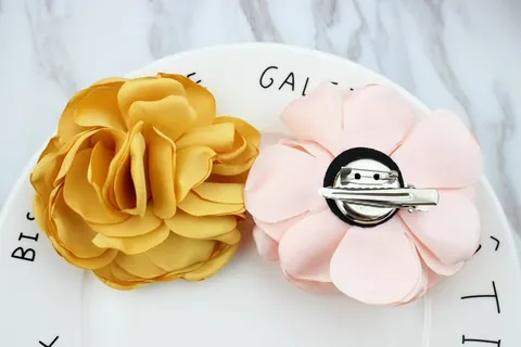 Spilla a Fiore in Chiffon 3D Fatta a Mano per Donna Bambini Bordo Bruciato Fermaglio per Capelli Floreale Elegante Corsage