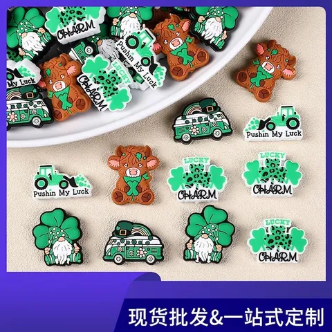 St. Patrick's Day Silikonperlen Für DIY Schmuckherstellung Glücksbringer Kleeblatt Gnom Kuh PVC Schuhanhänger Strohhalm Deko