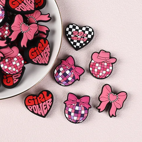Perles Focales en Silicone DIY Rose Rétro Girl Power 90s Baby Cœur Nœud Boule à Facettes Chapeau de Cowboy pour Bijoux Breloques de Chaussures