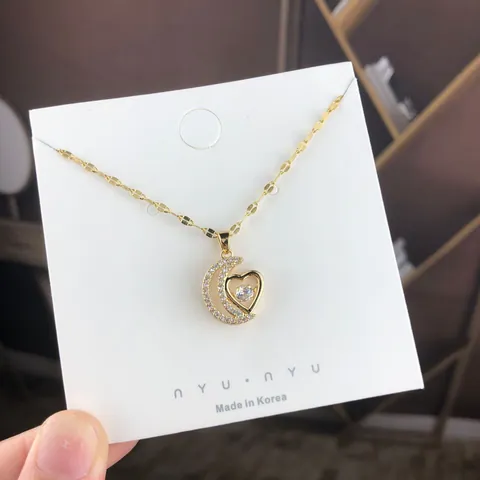 Pendant Necklace For Women Titanium Steel Chain Copper Inlaid Cubic Zirconia Fashion Jewelry Lucky Charm Clavicle Chain