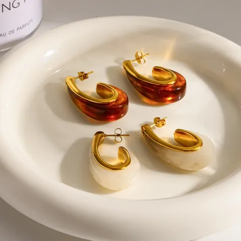 Orecchini a Cerchio Moderni a C in Resina Acciaio Inossidabile 304 Placcati Oro 18K Geometrici per Donna Gioielli