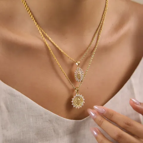 Vintage Portrait Stainless Steel Pendant Necklace Gold Plated Rhinestone Religious Coin Medal Necklace For Women Luxury Jewelry