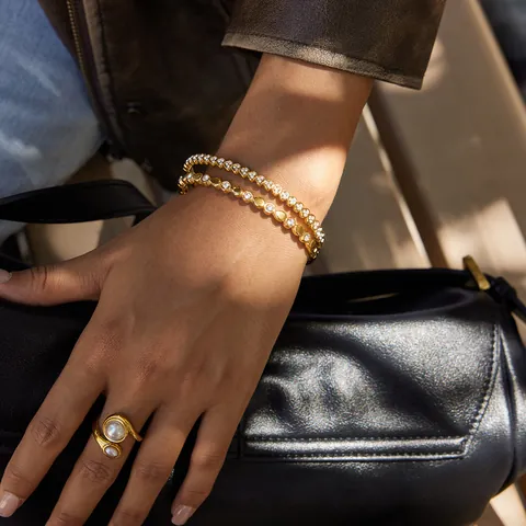 Gold Beschichteter Edelstahl Knoten Armreif Zirkonia Herz Kette Eleganter Schmuck Für Damen