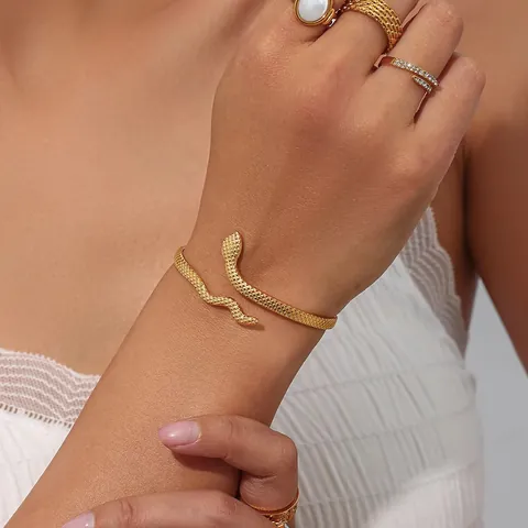 Goldbeschichteter Edelstahl Schlangen Armreif Für Damen Vintage Minimalistischer Verstellbarer Schuppentextur Tier Schmuck Geschenk