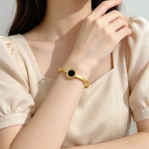 Koreaans Oost-azië Symbool Titanium Stalen Galvaniserende Armbanden
