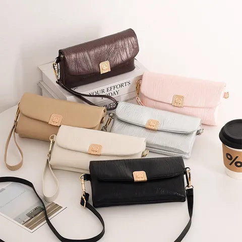 Sac Bandoulière Matelassé En Cuir PU Mode Style Coréen Pendentif Feuille Sac À Bandoulière Pour Femme Multi Couches
