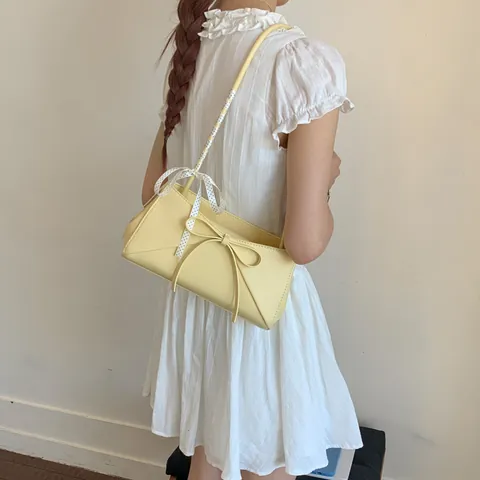 Vintage Boston Crossbody Bag PU Leather Solid Color Shoulder Handbag With Large Gold Metal Ring For Women Daily Commute