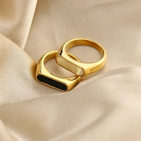 Vintage Geometric Stainless Steel Ring With Teardrop Glass Stone Gold Plated Light Luxury Fashion Jewelry For Women