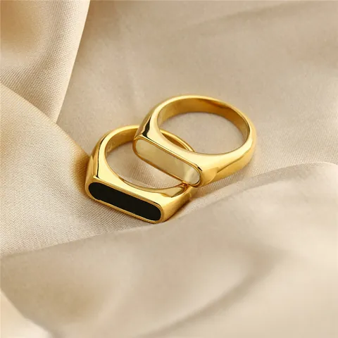 Vintage Geometric Stainless Steel Ring With Teardrop Glass Stone Gold Plated Light Luxury Fashion Jewelry For Women