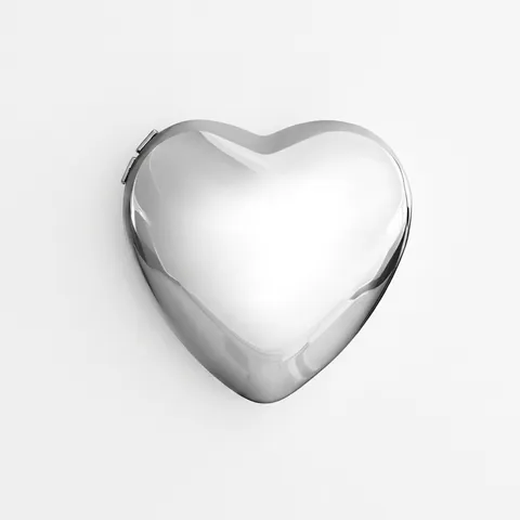 Heart Shaped Metal Evening Clutch Bag Silver Polished Hard Shell Crossbody Purse With Chain Strap