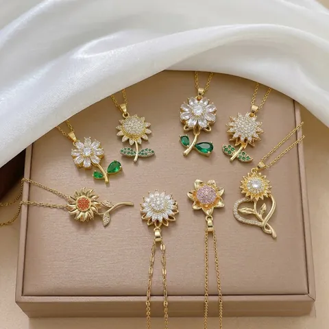 Collier Pendentif Fleur Rotatif Vintage en Acier au Titane Avec Zircone Coeur Flocon de Neige Papillon Mauvais Oeil Trèfle Bijoux Pour Femmes