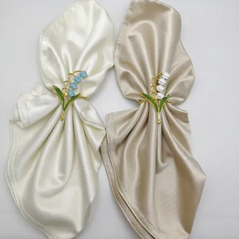 Lily Of The Valley Napkin Rings Alloy Enamel Floral Napkin Buckles Gold Base Table Decor For Wedding Party Dining Table