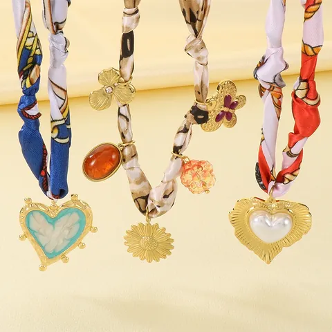 Vintage Stainless Steel Scarf Necklace For Women With Heart Sun Shell Pendants Satin Printed Necktie Choker Boho Jewelry Gift