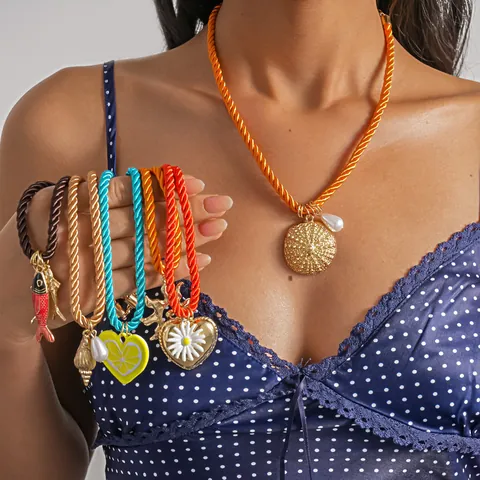 Bohemian Braided Rope Pendant Necklace For Women Alloy Enamel Heart Flower Fish Shell Charms Beach Vacation Jewelry Necklace