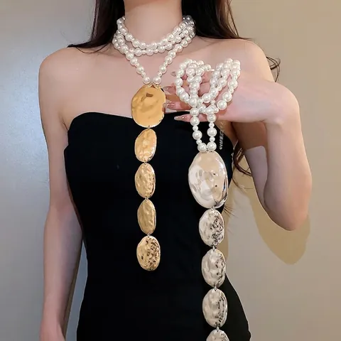 Collana Donna Esagerata Multistrato con Perle Artificiali Ciondolo Ovale in Lega Martellata Catena alla Clavicola Gioielli