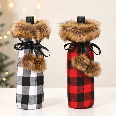 Funda Para Botella De Vino De Navidad Tela De Cuadros Buffalo Con Cuello De Piel Sintética Pompones Lazo Decoración