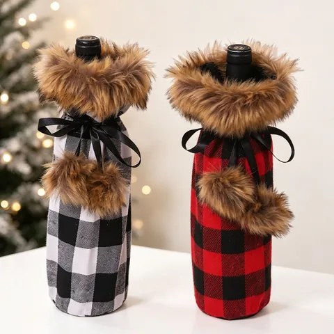 Funda Para Botella De Vino De Navidad Tela De Cuadros Buffalo Con Cuello De Piel Sintética Pompones Lazo Decoración