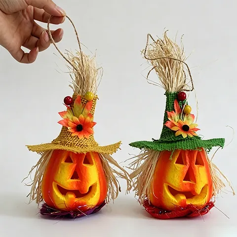 Lanterna Zucca Halloween LED Luminosa Jack-O-Lantern Ornamento Scrivania Spaventapasseri Cappello Strega Schiuma Juta Paglia
