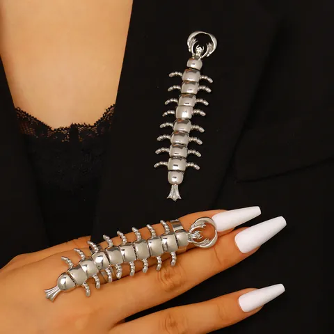 Vintage Punk Centipede Stud Earrings Bracelet For Women Men Retro Copper Animal Insect Jewelry With Stainless Steel Earring Post Gold Silver Plated Gothic Style Accessories
