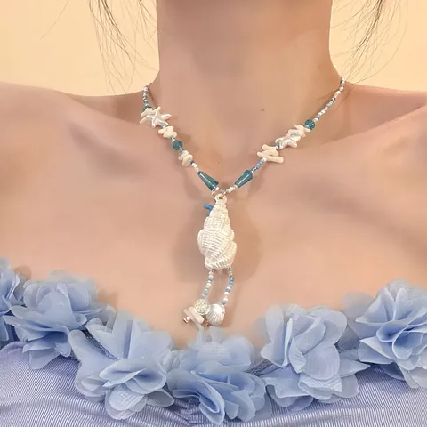 Collier Pendentif Perlé en Forme de Conque et Étoile de Mer pour Vacances d'Été Femmes Bleu Blanc Dopamine Bijoux Boho