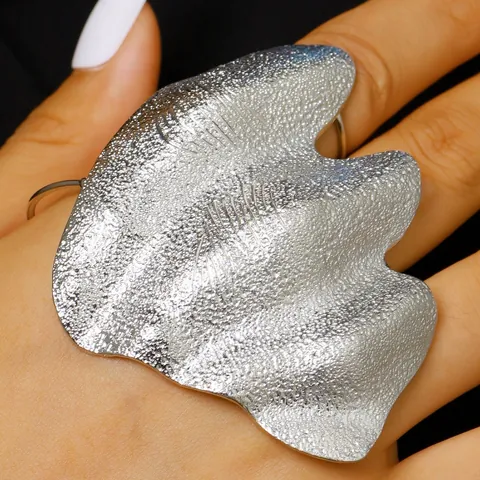 Artistic Irregular Pleated Joint Ring Niche Design Metallic Gold Silver Electroplated Joint Protecting Finger Ring For Women Jewelry Gift