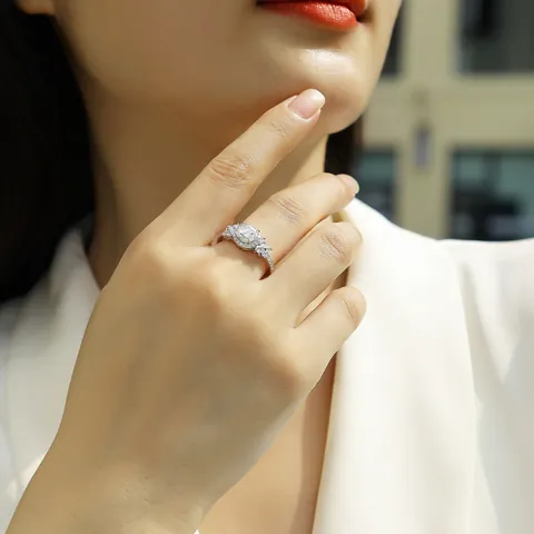 Δαχτυλίδι Moissanite Ασήμι 925 Στρογγυλό Brilliant Cut Halo Λαμπερό Πολυτελές Γάμος Αρραβώνας Κοσμήματα Για Γυναίκες