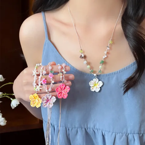 Collana con Ciondolo a Forma di Fiore con Perline Dopamina in Plastica Resina Lega Catena Colorata Girocollo per Donna Gioielli Regalo Quotidiano