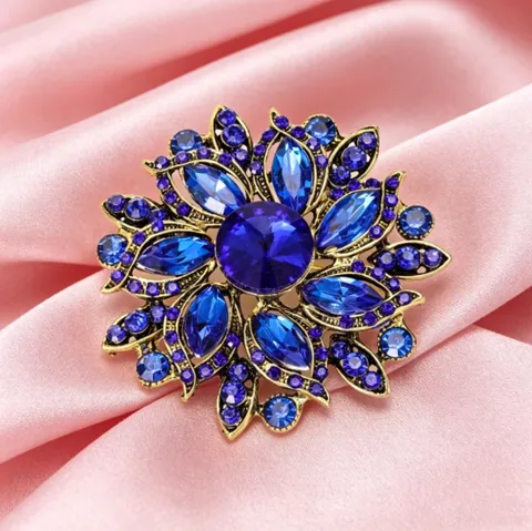 Vintage Legierung Blume Brosche Mit Bunten Strass Kristallen Elegante Mode Schmuck Korsage Für Damen Mantel Kleid Accessoire Geschenk