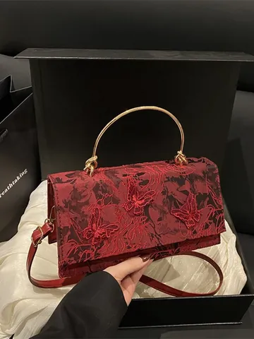 Women Fashion Three-Dimensional Butterfly Embroidery Shoulder Bag Metal Handle Lace Floral Crossbody Handbag Small Square Bag