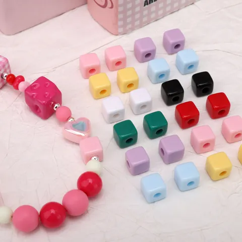 Perle in Acrilico Lucido a Cubo per Creazione Gioielli DIY Perle Distanziatrici Quadrate Con Foro Grande Colorate per Braccialetti Collane