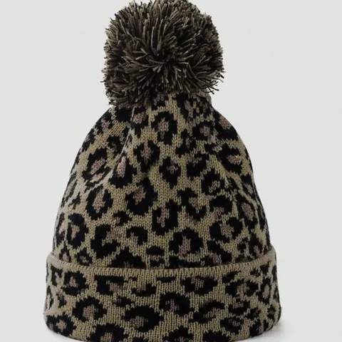 Leopard Print Knit Beanie Hat With Large Pom-Pom Warm Acrylic Winter Cap For Men Women Casual Style