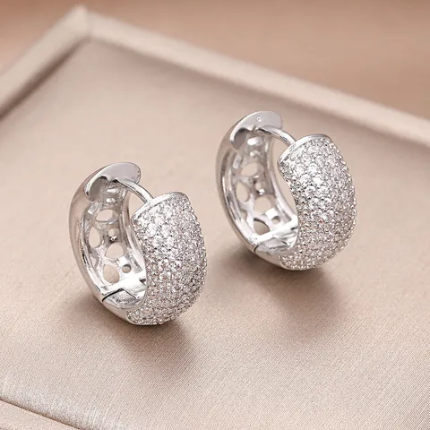 Fashion Copper Micro Pave Zirconia Starry Sky Hollow Hoop Earrings For Women Personalized Geometric Huggie Earrings Jewelry