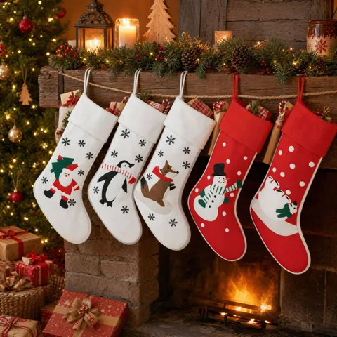Grandes Chaussettes de Noël Dessin Animé Sacs Cadeaux Père Noël Manchot Renard Bonhomme de Neige Ours Broderie Décoration Cheminée