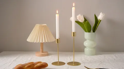 Nordic Iron Candlestick Metal Candle Holder Retro Light Luxury Table Decor Minimalist Romantic Candlelight Dinner Wedding
