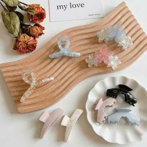 Koreanischer Stil Graffiti Harz Haarkralle Unregelmäßiges Trapez Hai Clip Für Damen Mode Kopfschmuck Haar Accessoires