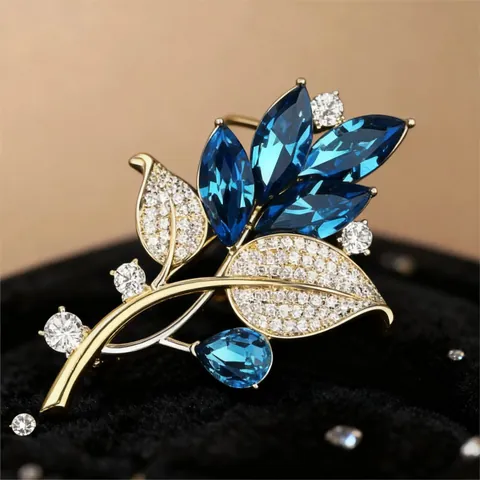 Elegante Spilla a Foglia di Cristallo per Donna in Lega Placcata Oro Zirconia Blu Spilla per Abito da Cerimonia Gioielli