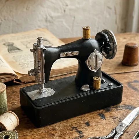 Modello di Macchina da Cucire in Stile Industriale Retrò Ornamento in Resina per Bar Negozio di Abbigliamento Arredamento Casa