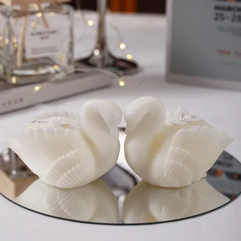 Handmade Scented Candle Swan Flamingo Shaped Soy Wax Aromatherapy Home Decor Wedding Party Gift Romantic Ornament