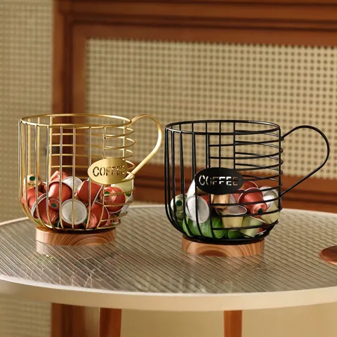 Kaffeekapsel Halter Korb Tassenform Metall Eisendraht Kaffeepad Organizer Mit Holzsockel Hohl Für Küchenarbeitsplatte