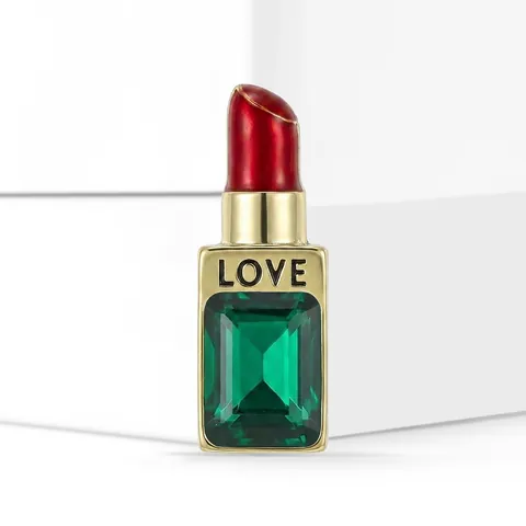 Fashion Creative Lipstick Shaped Alloy Brooch For Women With Emerald Cut Green Rhinestone And Red Enamel Letter LOVE Pin Accessory